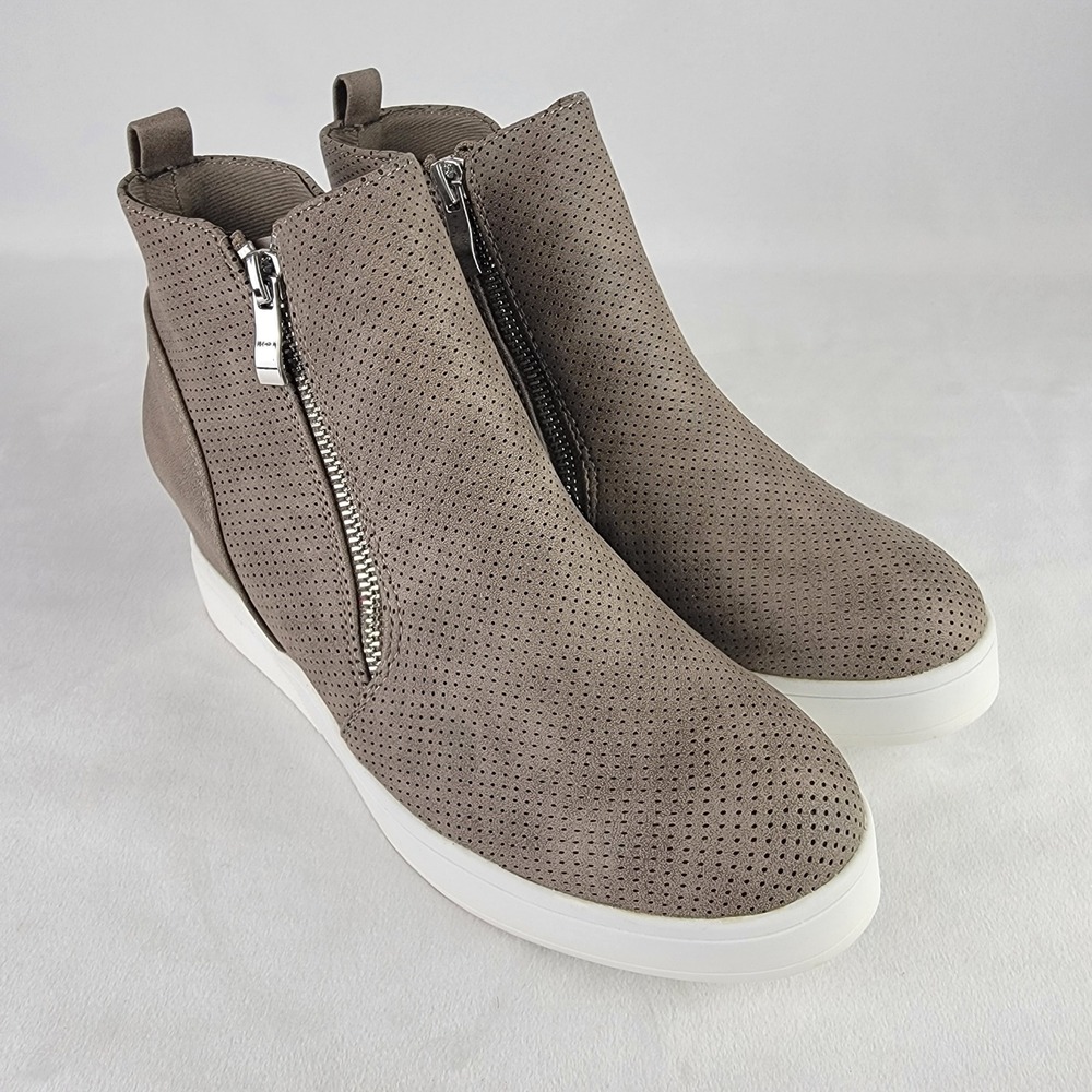 Journee Collection Pennelope Taupe Perforated Wedge Sneaker Booties Womens 7.5